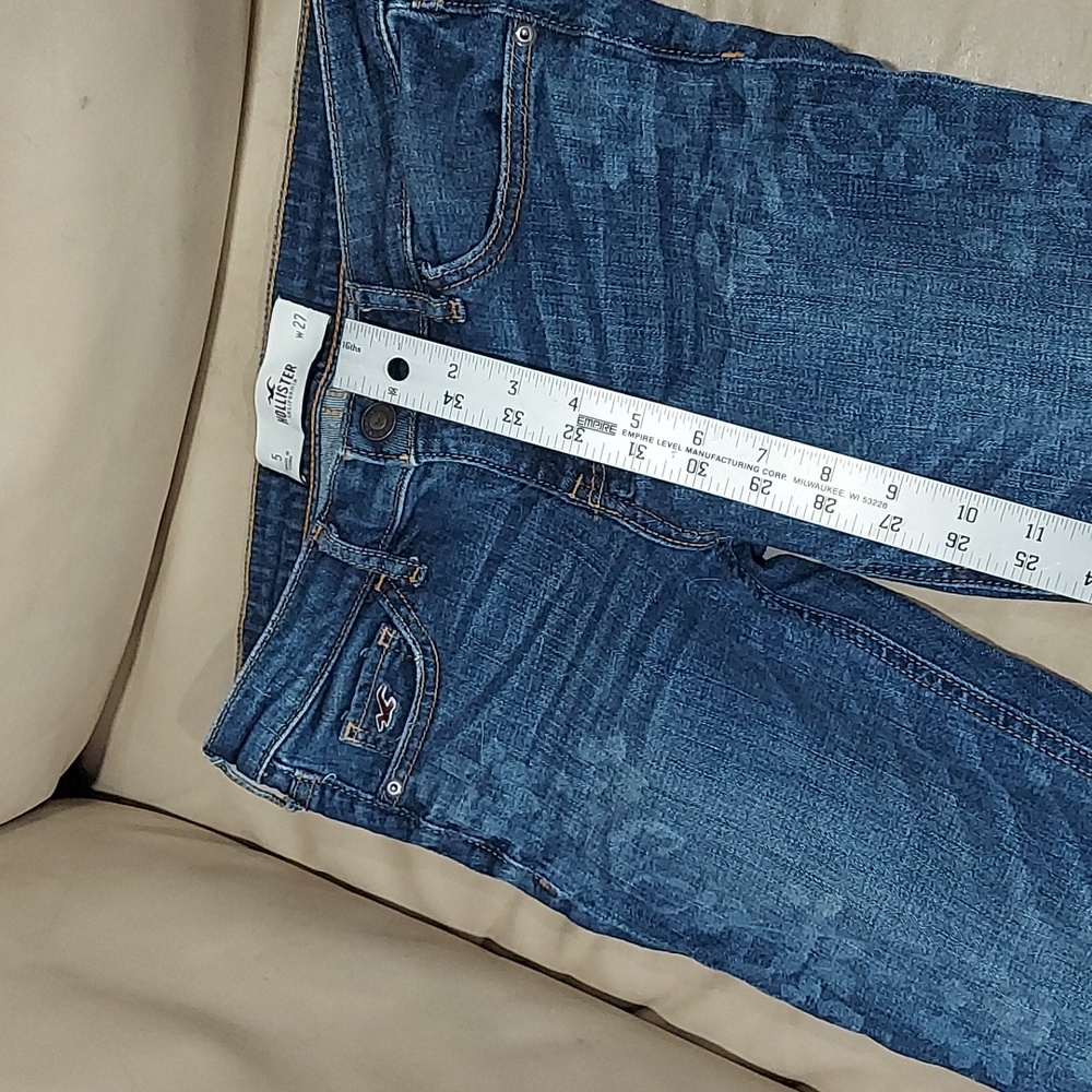 Hollister size 5 or 27 floral side skinny jeans. - Picture 3 of 7